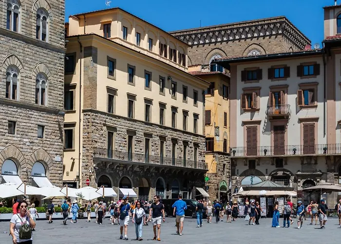 Florence- Palazzo Signoria Luxury 2-david *