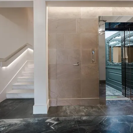 Florence- Palazzo Signoria Luxury 2-david Апартаменты *
